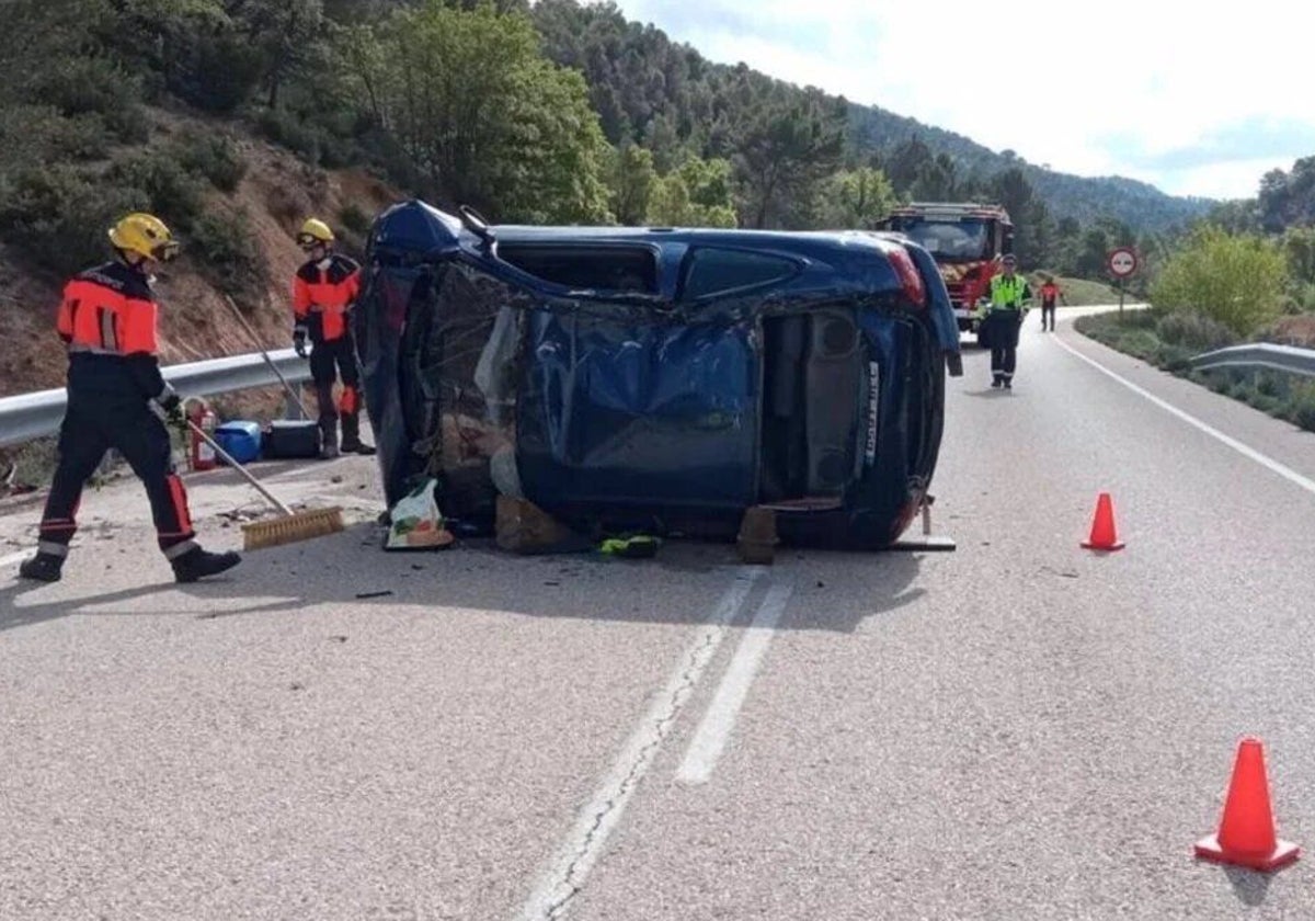 Hospitalizado un hombre de 23 años tras un accidente de tráfico en Villarejo de la Peñuela