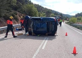 Hospitalizado un hombre de 23 años tras un accidente de tráfico en Villarejo de la Peñuela