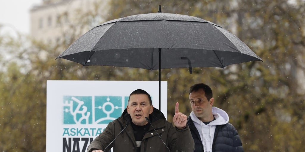 El PP forzará la revisión de las subvenciones a Bildu por incluir a etarras en sus listas del 28-M