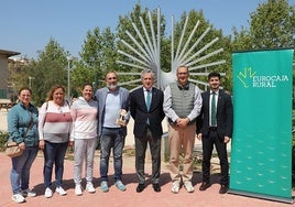 El instituto Andreu Alfaro de Paiporta recibe una 'Ayuda DANA' de Eurocaja Rural