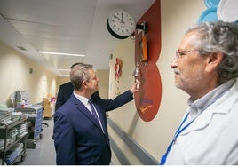 La Fundación Aladina toca la campana a los niños enfermos en el hospital de Toledo