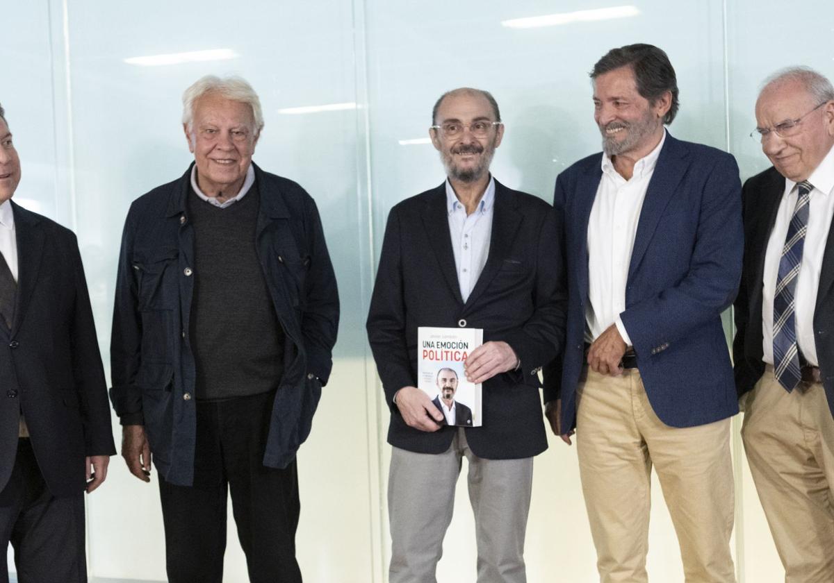 Presentacion del libro de Javier Lambán con laasistencia de Garcia Page, Felipe Gonzalez y Alfonso Guerra