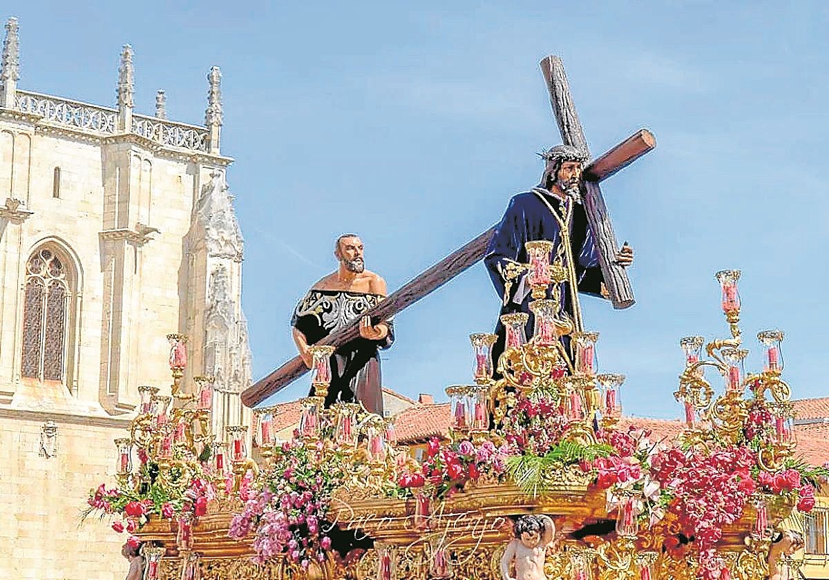 Nuestro Padre Jesús Nazareno, durante una procesión en León