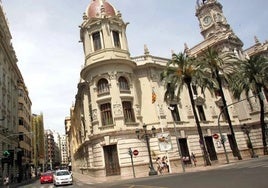 Valencia anuncia la firma de la remodelación de la Plaza del Ayuntamiento con un plan por fases