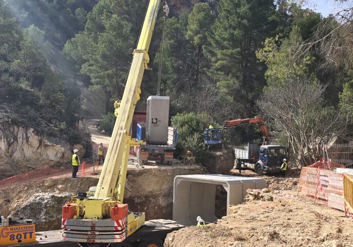 Trabajos de emergencia para la mejora de la presa de La Fuensanta
