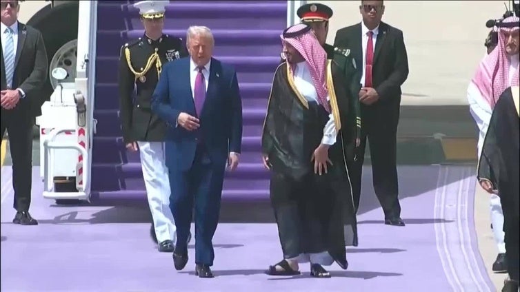 Trump inicia en Arabia Saudí su gira por Oriente Medio