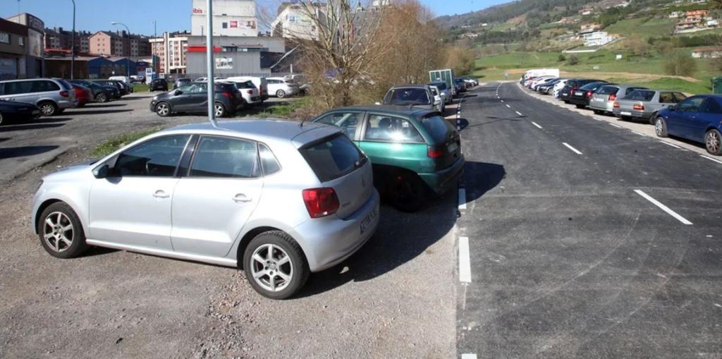 Encuentran un cadáver momificado en una furgoneta camper en Oviedo