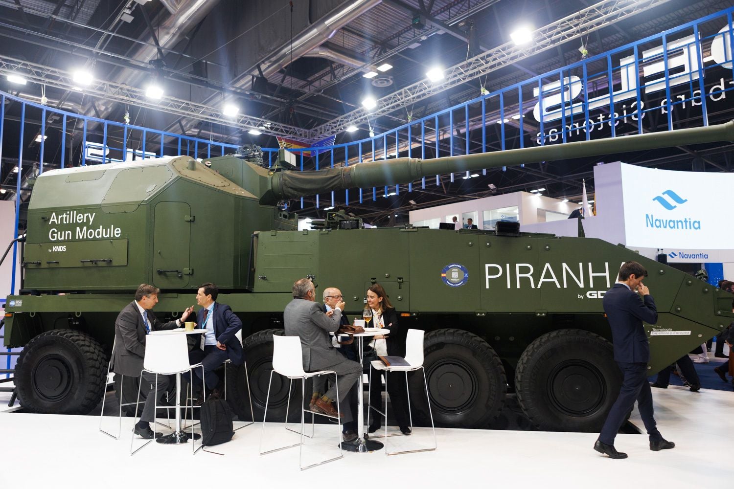 La intensa jornada de Córdoba en la Feria Internacional de Defensa, en imágenes