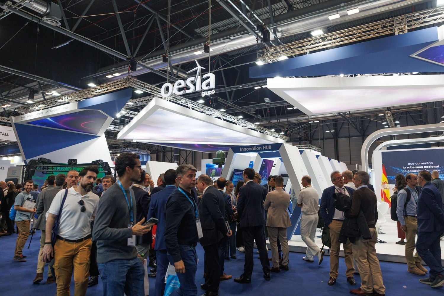 La intensa jornada de Córdoba en la Feria Internacional de Defensa, en imágenes