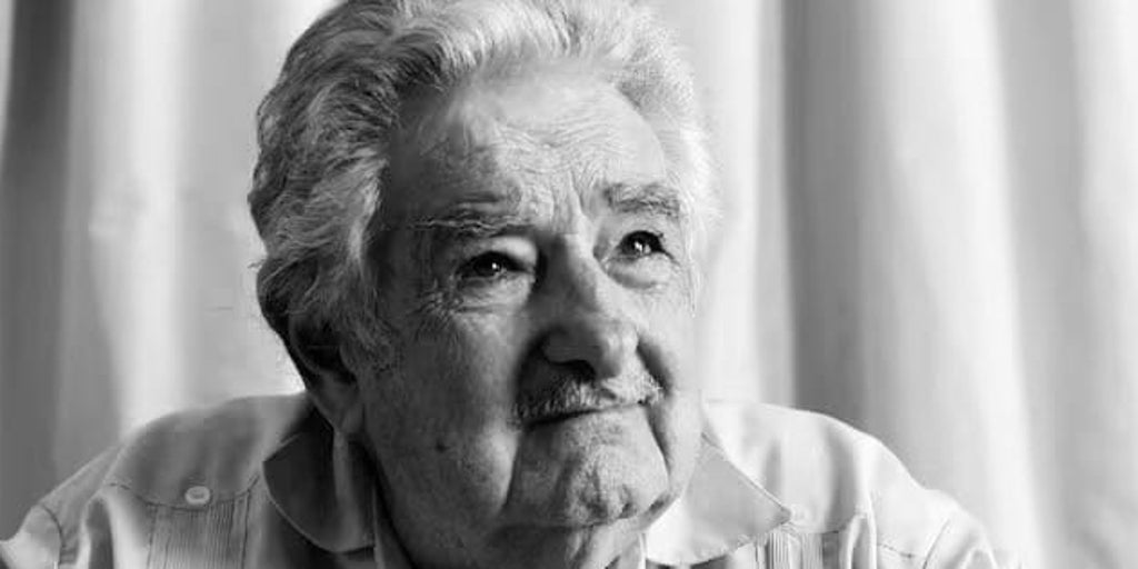 Juanma Moreno lamenta la muerte del expresidente de Uruguay, Pepe Múgica