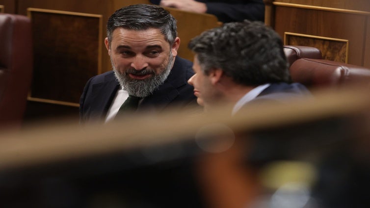 Abascal acusa a Sánchez de permitir la compra de gas ruso: «¿Le estropea algún negocio?»