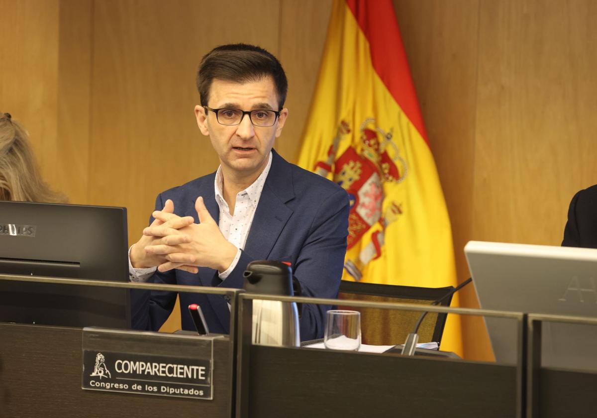 José Pablo López, presidente de RTVE, en una comparecencia en el Congreso