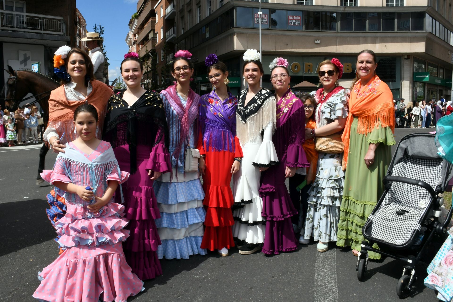 Talavera rinde homenaje a San Isidro con un cortejo multitudinario
