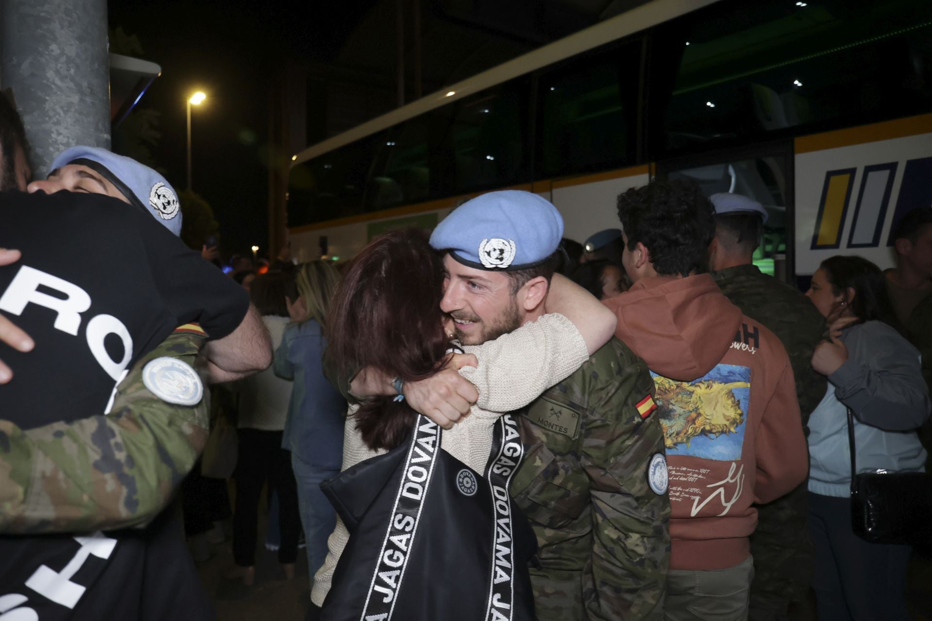 En imágenes, el emotivo regreso de El Líbano de los primeros militares de la BRI X de Córdoba
