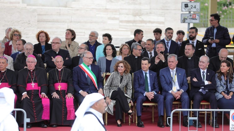 Juanma Moreno: «Andalucía ha tomado Roma»