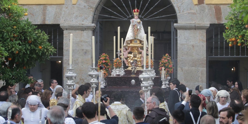 Procesión del Milagroso Niño Jesús de Praga en Córdoba: horario, itinerario y detalles