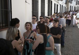 Los espectaculares Patios de Santa Marina y San Lorenzo, en imágenes