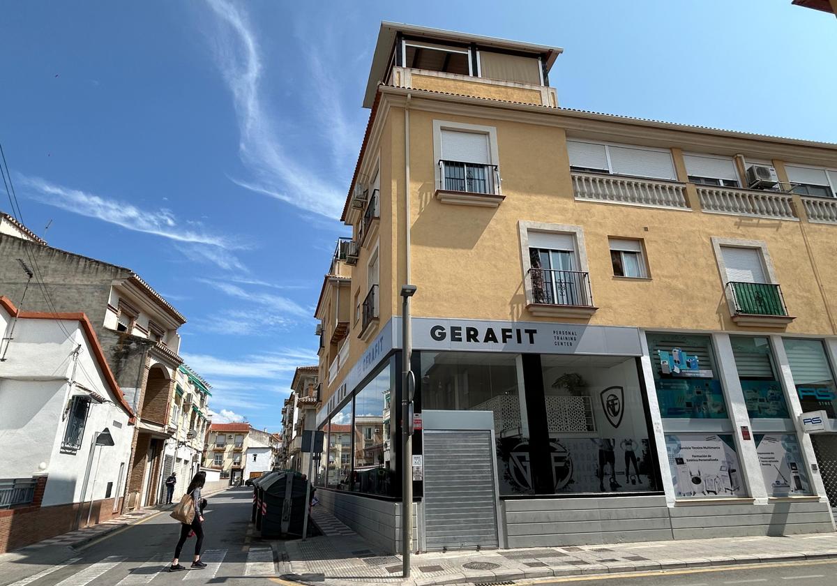 El edificio de Cúllar Vega donde han tenido lugar los hechos