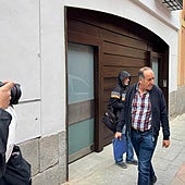 El alcalde acusado de cantar una canción que hacía apología de la pederastia declara ante el juez: «Todo ha ido bien»