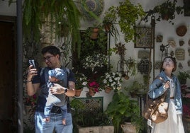 El Ayuntamiento defiende que el récord de visitas da fe de la «excelente salud» de los Patios de Córdoba