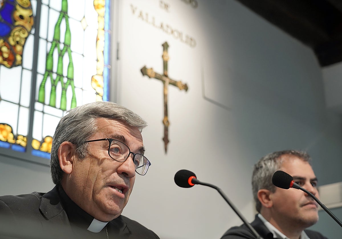 Luis Argüello, junto al sacerdote  Goyo Casado