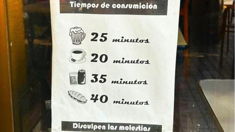 Sólo 25 minutos para tomar una cerveza: polémica por los tiempos que pueden estar los clientes en un bar