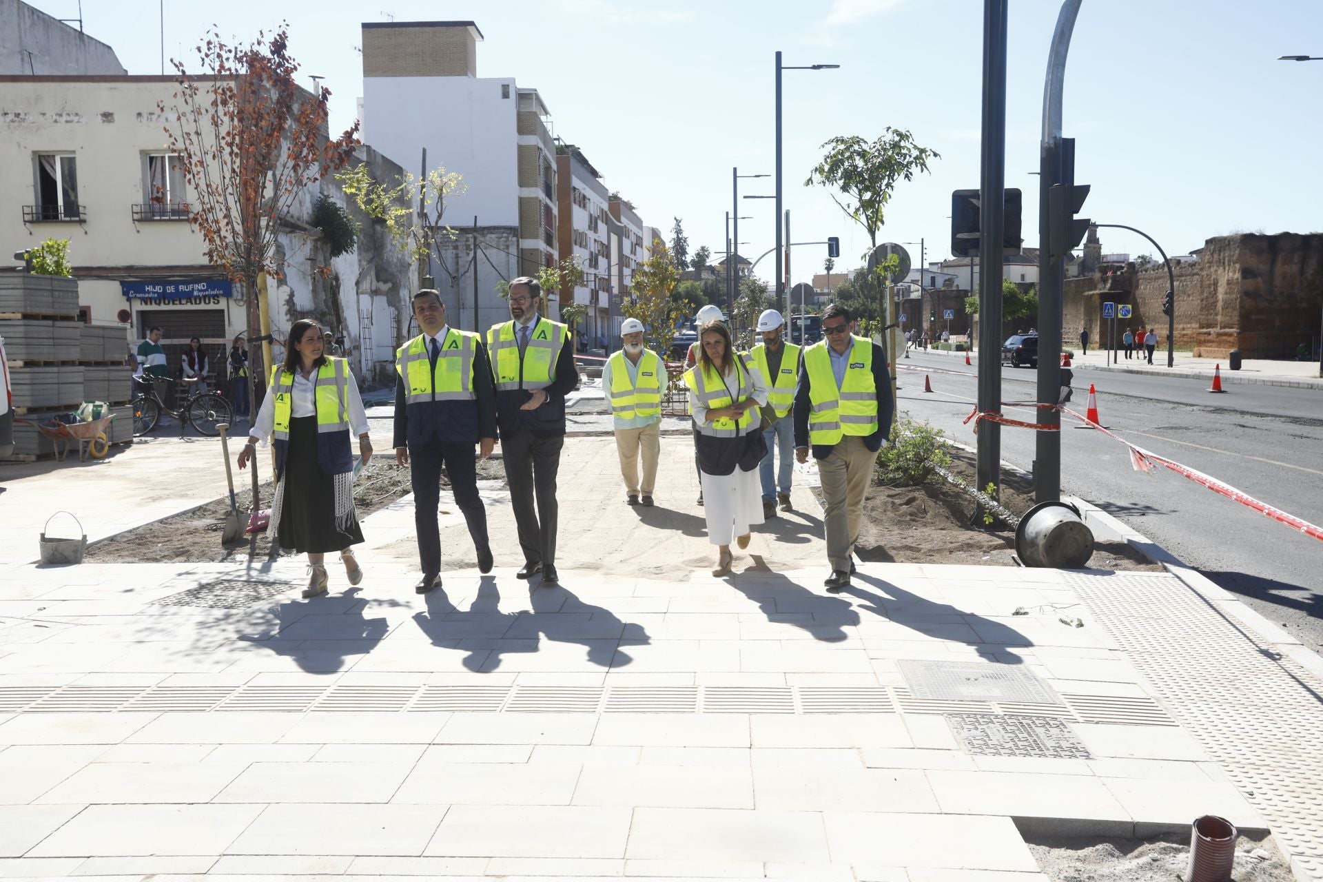 El nuevo aspecto de la Ronda del Marrubial con la calzada de cuatro carriles, en imágenes