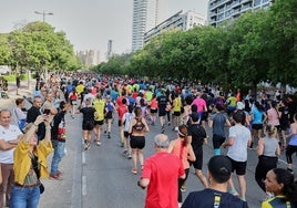 Cortes de tráfico y líneas de EMT afectadas en Valencia por la carrera Marta Fernández de Castro