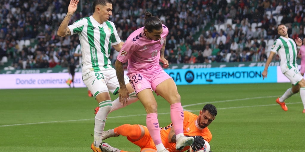 El lateral izquierdo marc mateu, en el radar del córdoba cf