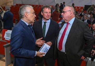 Estrategia «revisada» para el paciente crónico con el reto de «tratar» con más «humanidad y proximidad»