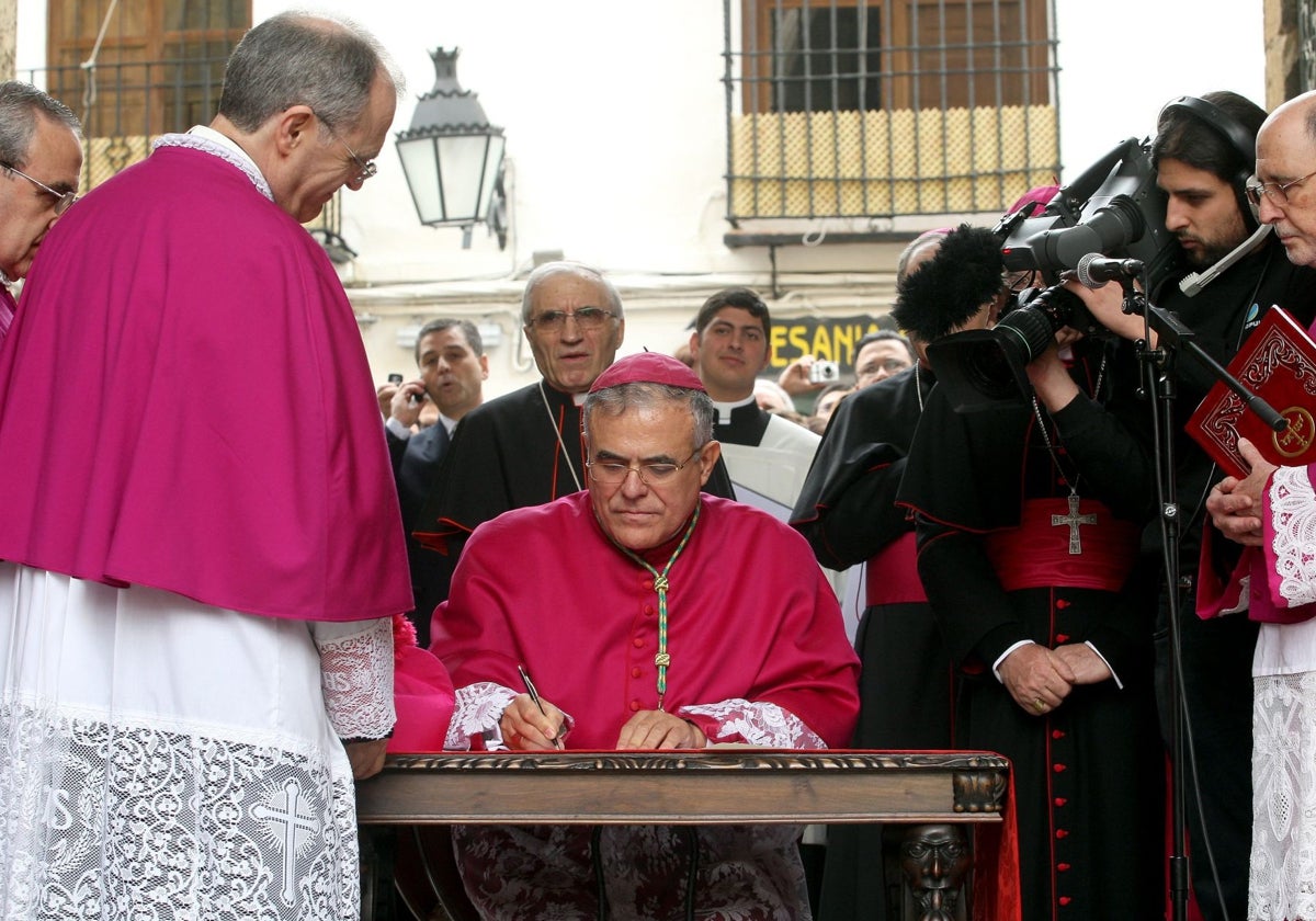 Toma de posesión de Demetrio Fernández como obispo de Córdoba, en marzo de 2010