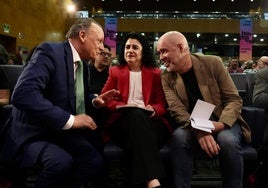 Navarro espera que no haya una «táctica para ahogar» a la Comunitat con el FLA y afea «falta de sensibilidad» a Montero