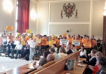 Ruidosa protesta de los bomberos en la Diputación de Toledo porque «no se está dando un buen servicio»