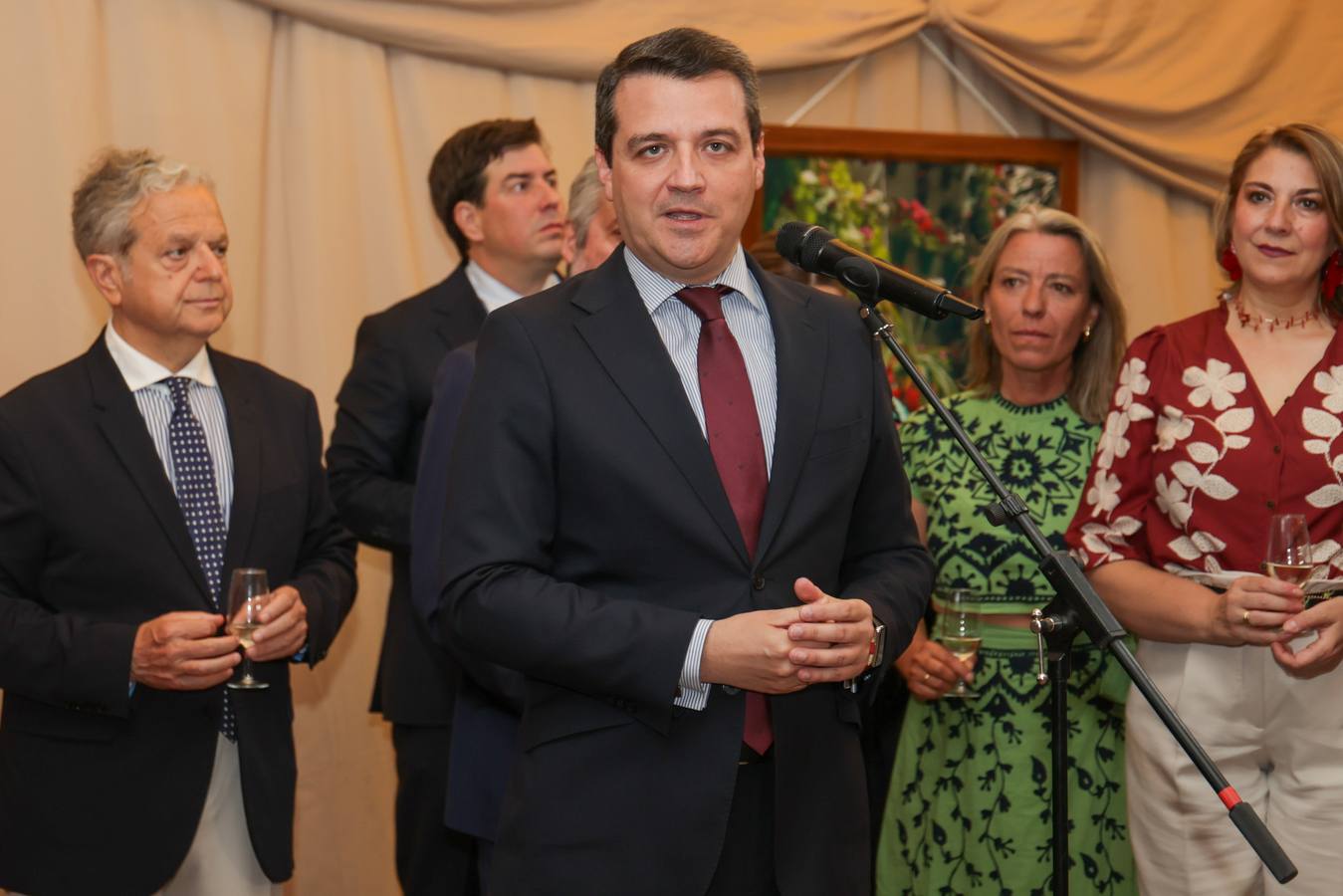 El espectacular ambiente en la primera noche de la Feria de Córdoba 2025, en imágenes