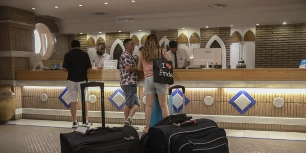 Las pernoctaciones hoteleras en Canarias suben un 2,5% más y superan los 5,7 millones