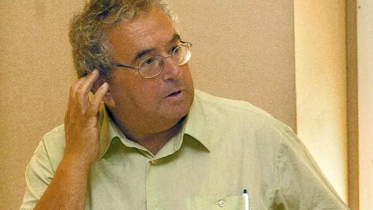 Fallece a los 85 años el escritor y político Ignasi Riera