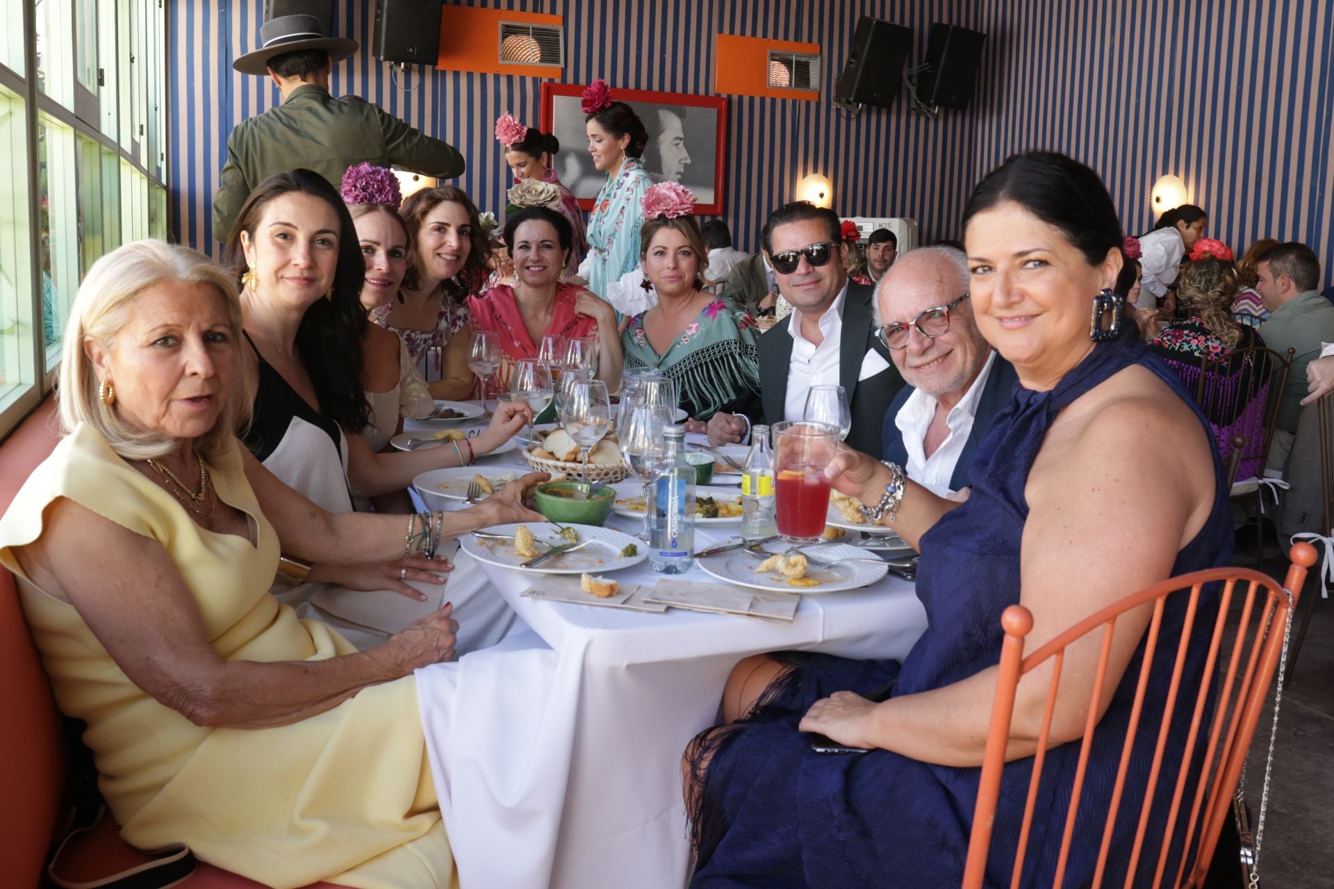 El ambiente en las casetas del sábado de Feria en Córdoba, en imágenes