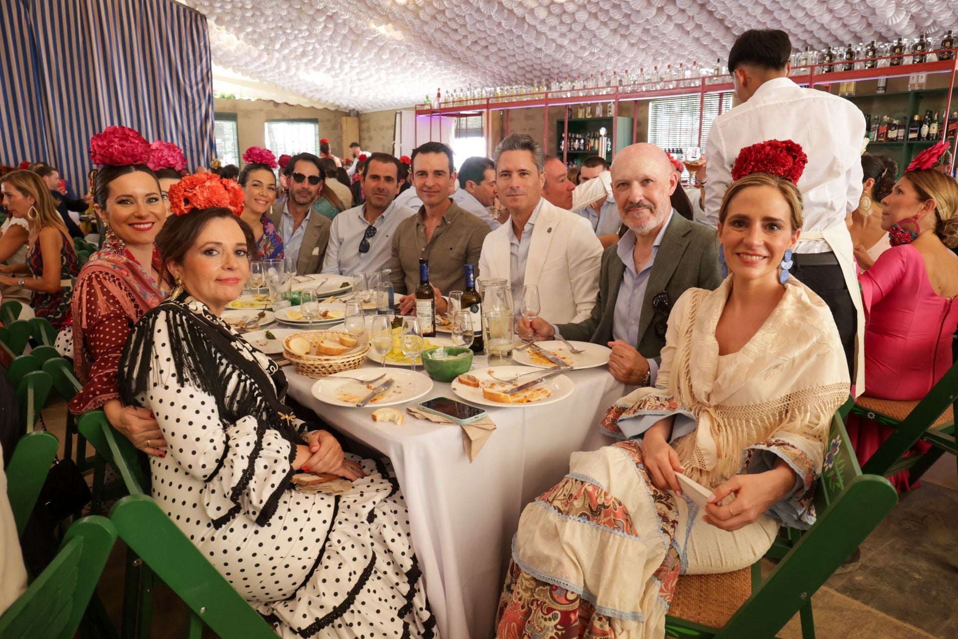Las mejores imágenes del gran ambiente en las casetas de la Feria de Córdoba este sábado