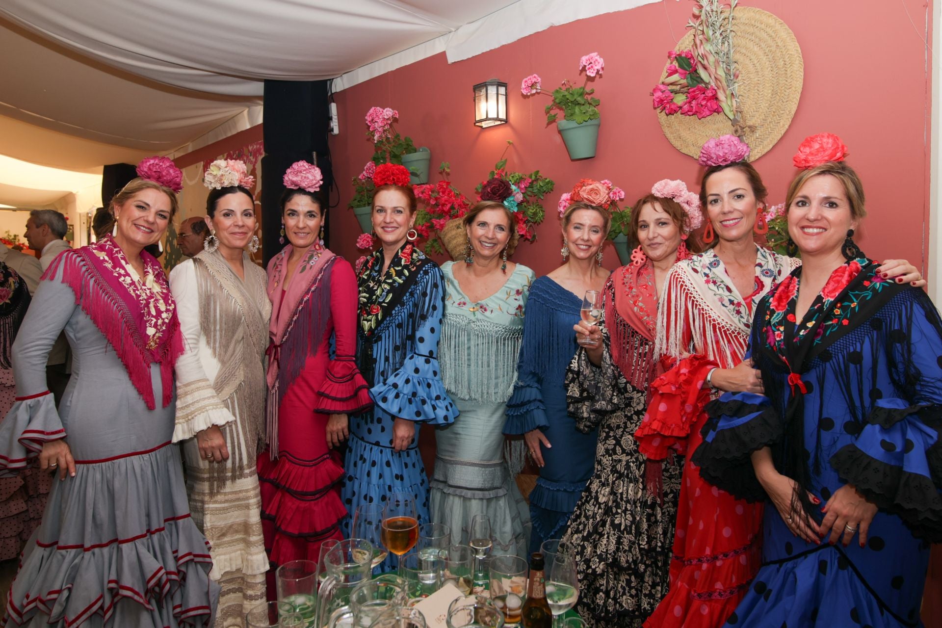Las mejores imágenes del gran ambiente en las casetas de la Feria de Córdoba este sábado