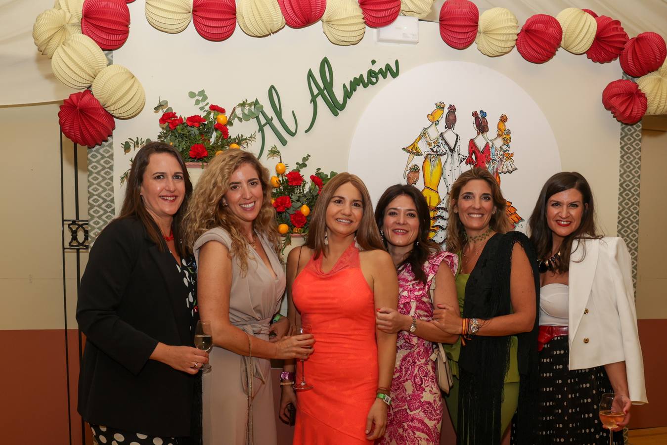 El espectacular ambiente en la primera noche de la Feria de Córdoba 2025, en imágenes