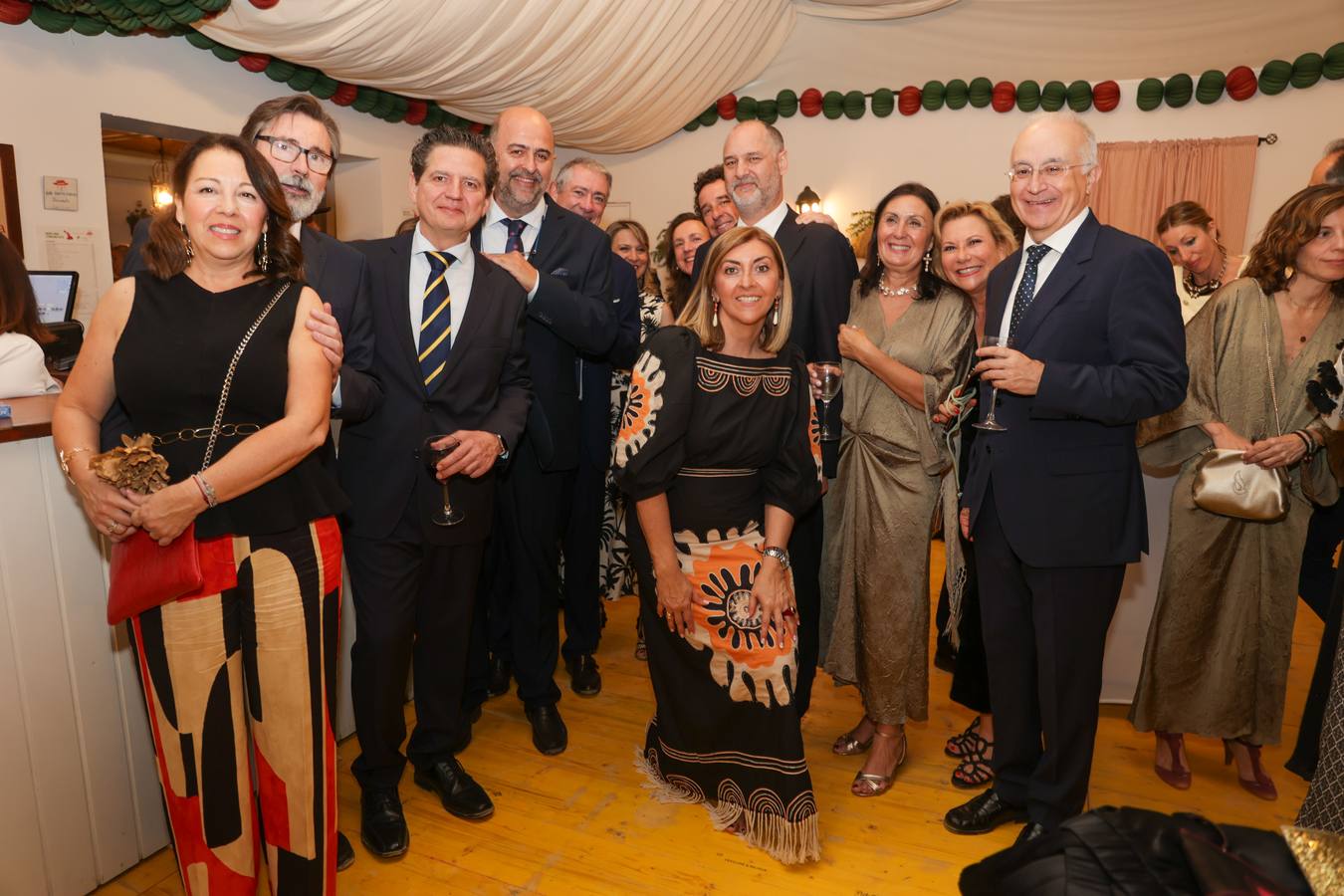 El espectacular ambiente en la primera noche de la Feria de Córdoba 2025, en imágenes