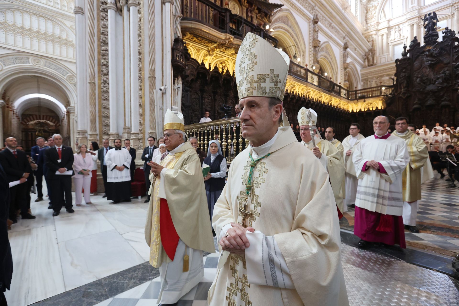 La toma de posesión de Jesús Fernández como nuevo obispo de Córdoba, en imágenes
