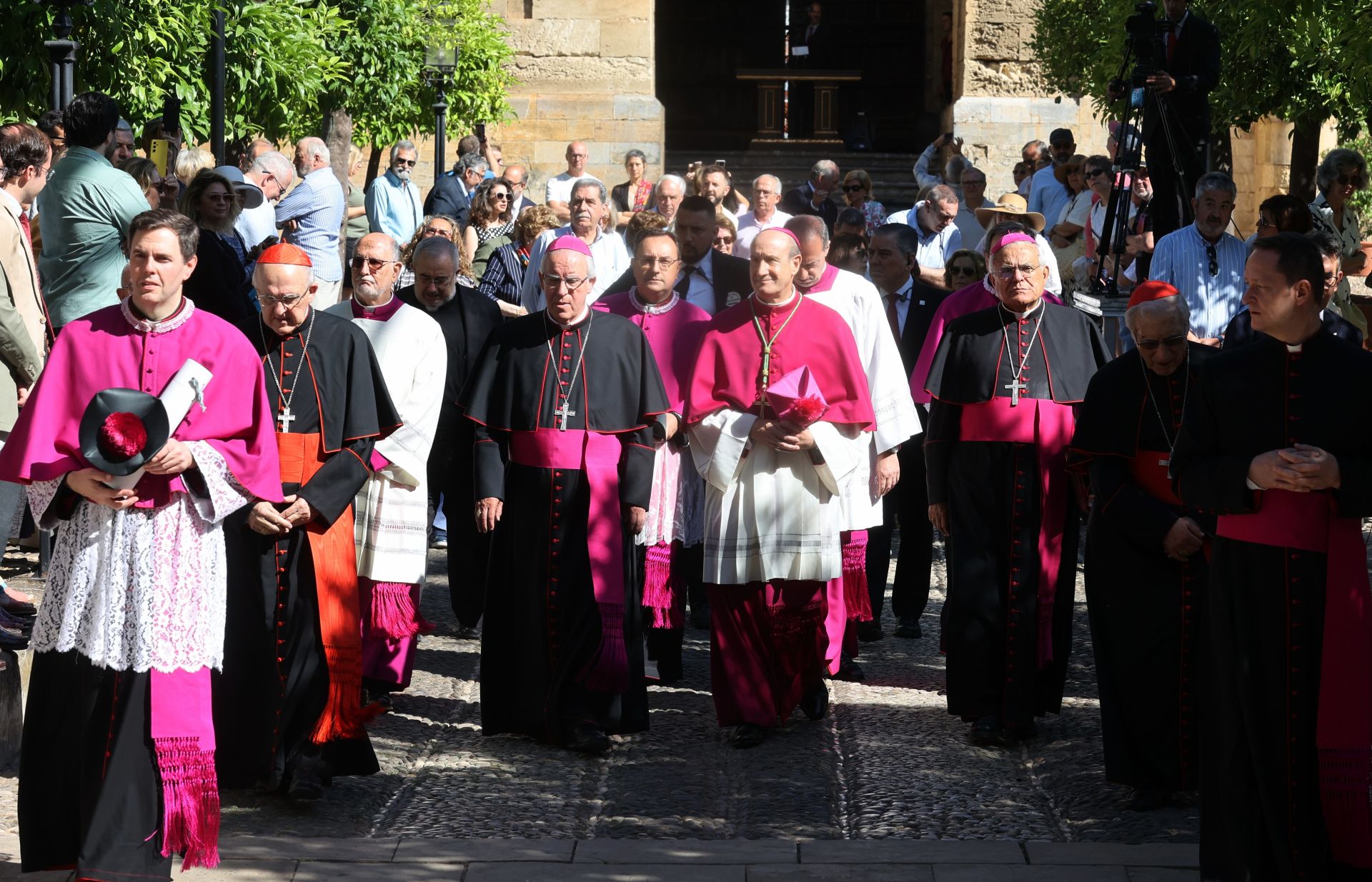 La toma de posesión de Jesús Fernández como nuevo obispo de Córdoba, en imágenes