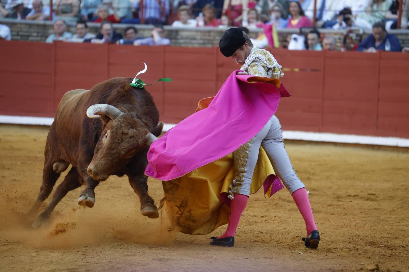 La corrida de Perera, De Justo y Jiménez en Córdoba, en imágenes