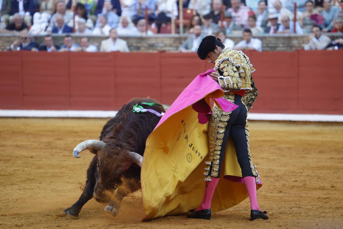 La corrida de Perera, De Justo y Jiménez en Córdoba, en imágenes
