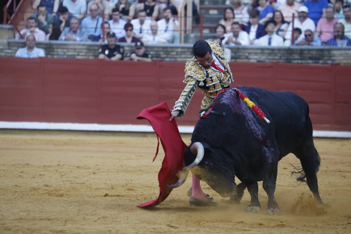 La corrida de Perera, De Justo y Jiménez en Córdoba, en imágenes