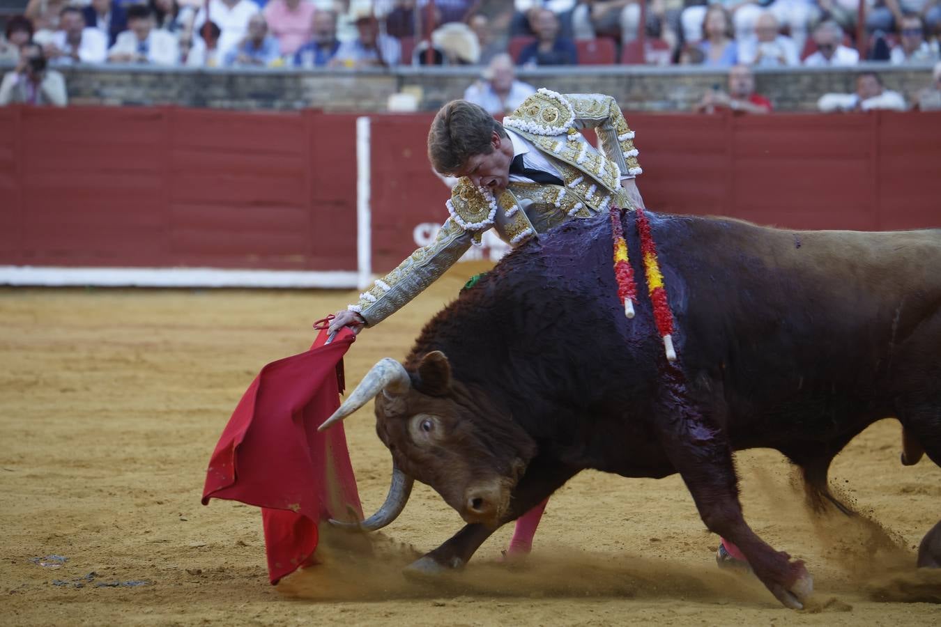 La corrida de Perera, De Justo y Jiménez en Córdoba, en imágenes
