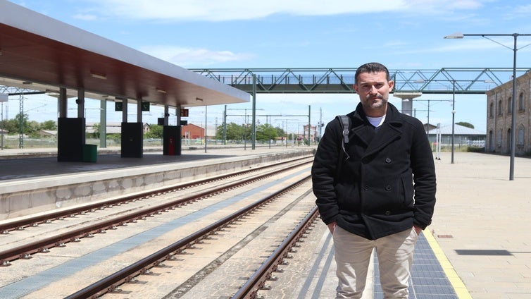 Planes de vida 'descarrilados' por la supresión de frecuencias del AVE
