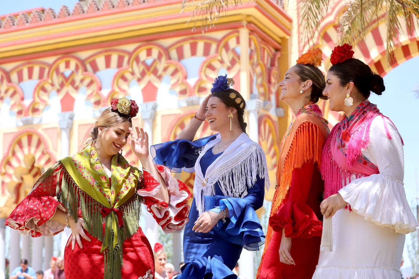 Ambiente de gala en el domingo de Feria de Córdoba, en imágenes