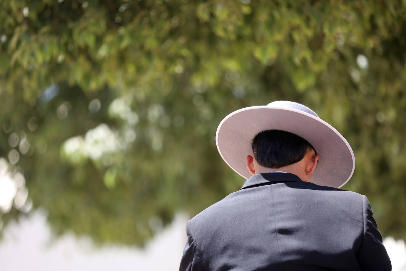 Ambiente de gala en el domingo de Feria de Córdoba, en imágenes